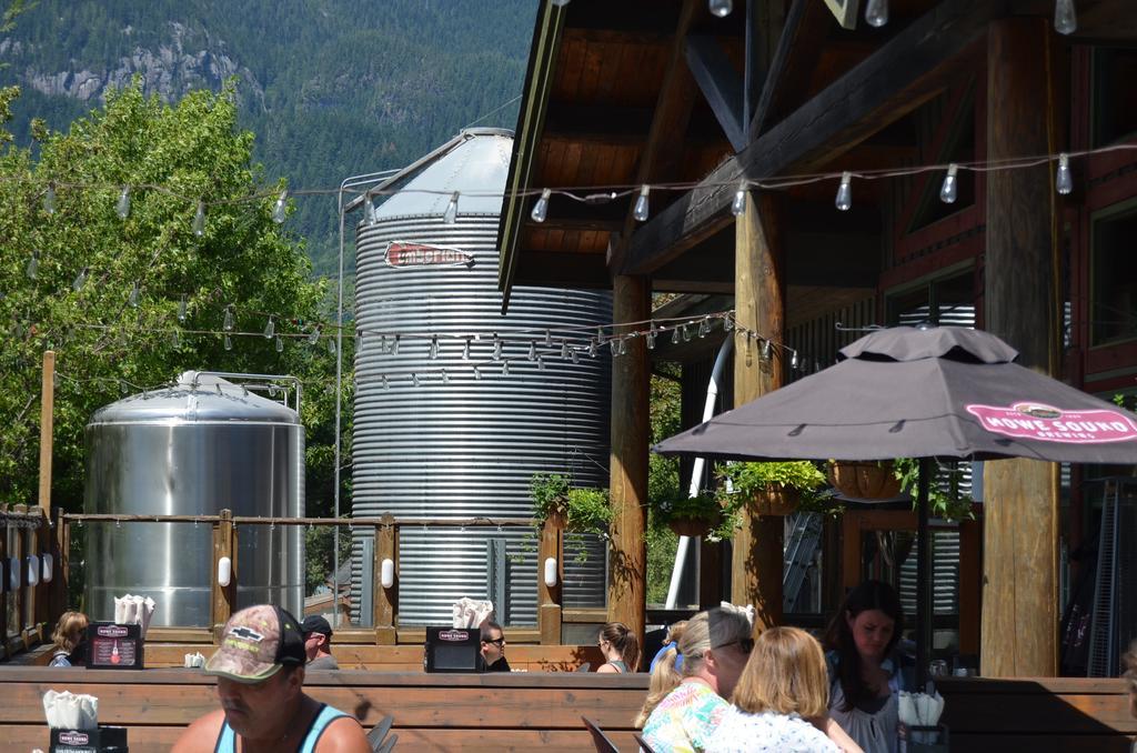 Howe Sound Inn & Brewing Company Squamish Luaran gambar